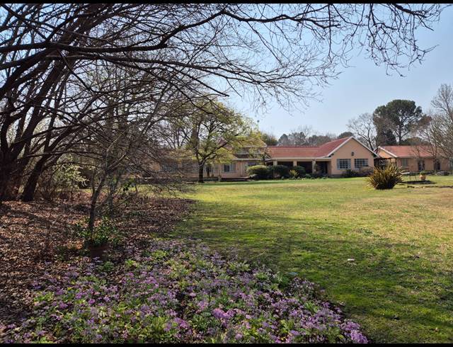 4 BEDROOM FREEHOLD FOR SALE IN MIRAVAAL